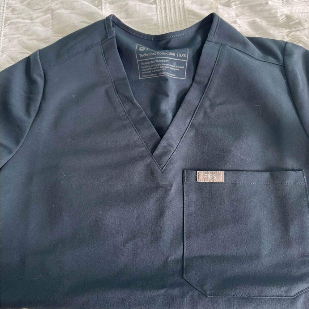 FIGS Scrub Top